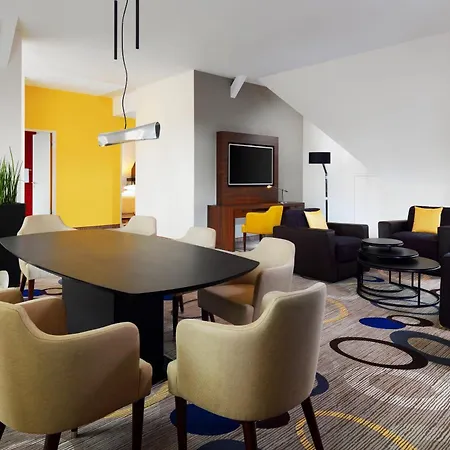 מלון Sheraton Pelikan