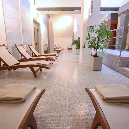 מלון Sheraton Pelikan