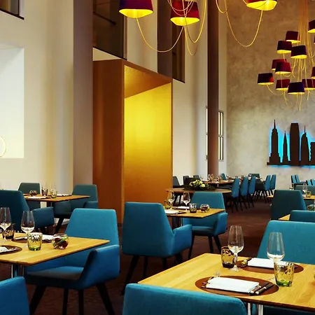 מלון Sheraton Pelikan 4*