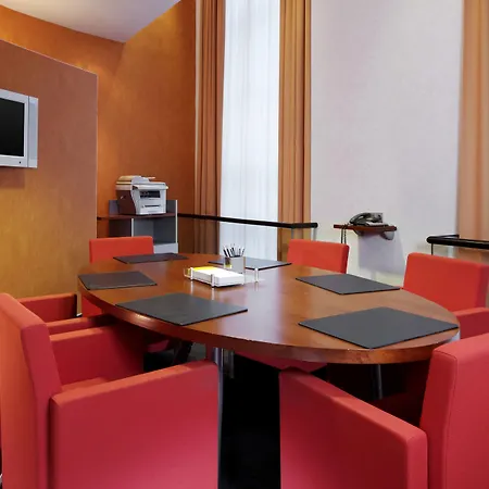 מלון Sheraton Pelikan 4*