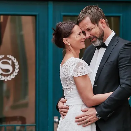 Sheraton Pelikan מלון הנובר