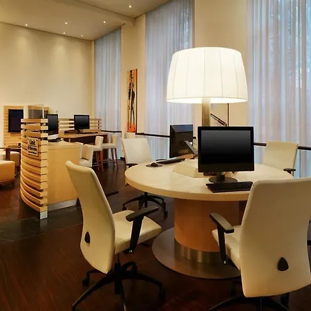 Sheraton Pelikan הנובר