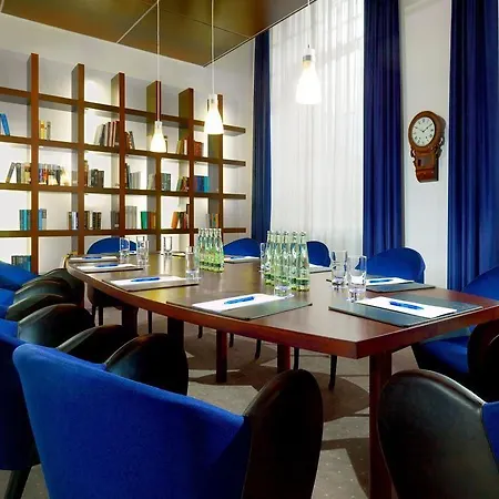 Sheraton Pelikan 4* Hanóver