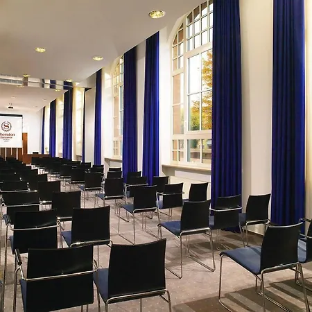 Sheraton Pelikan Hotel