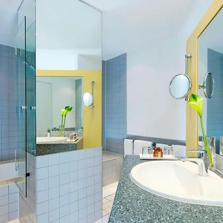 Sheraton Pelikan Hotell 4*