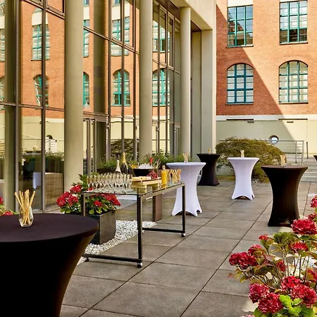 Hotell Sheraton Pelikan 4*