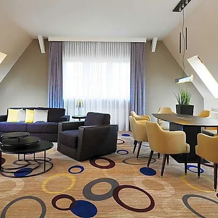 Sheraton Pelikan 4*