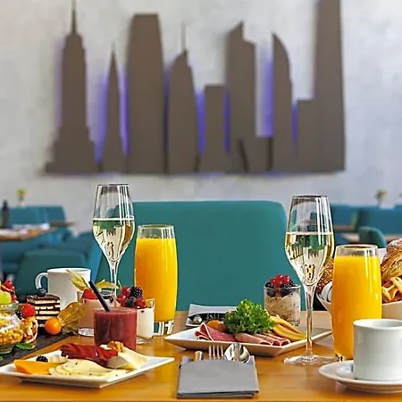 Sheraton Pelikan Отель 4*