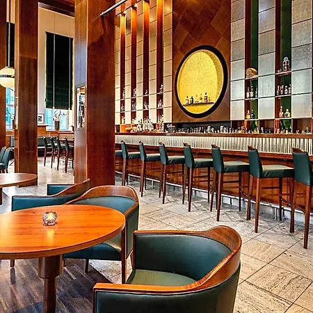 Sheraton Pelikan Отель Ганновер