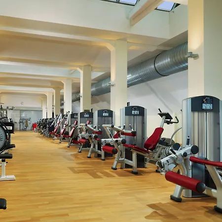 Hotel Sheraton Pelikan 4*