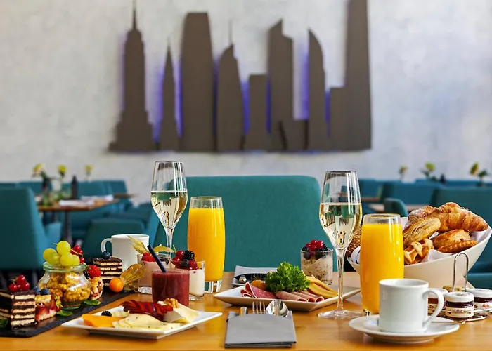 Sheraton Pelikan Hotel 4*