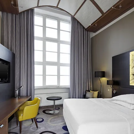 Sheraton Pelikan 4*